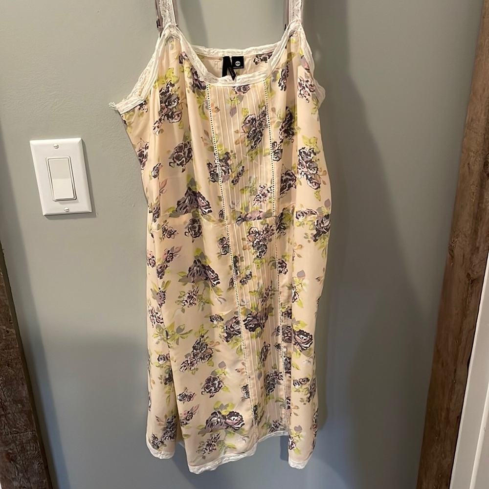 Flora print nightgown